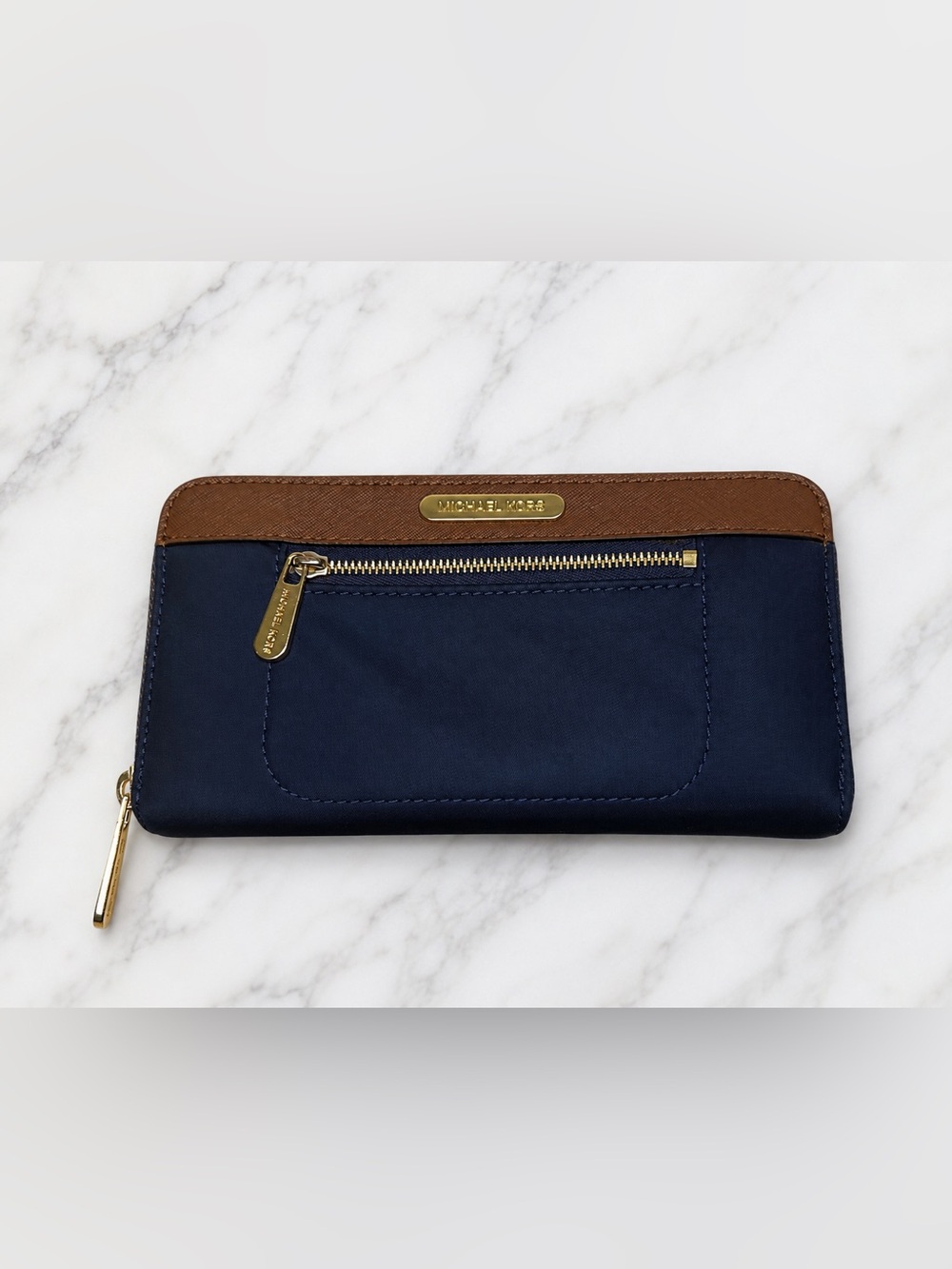 Michael Kors nylon zip-around continental wallet EUC